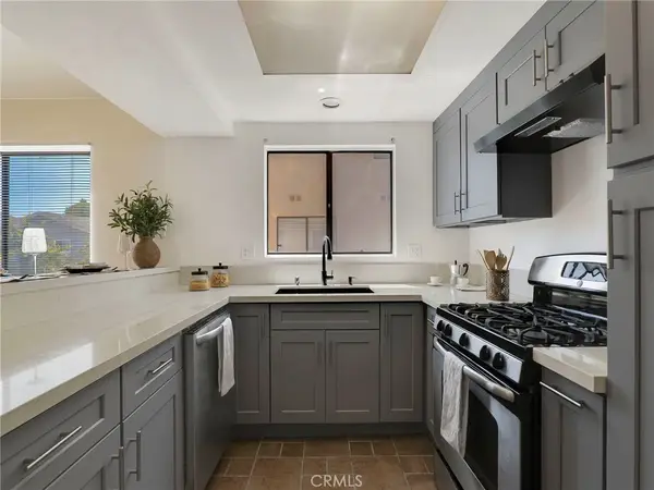 18954 Sherman Way #9, Reseda, CA 91335