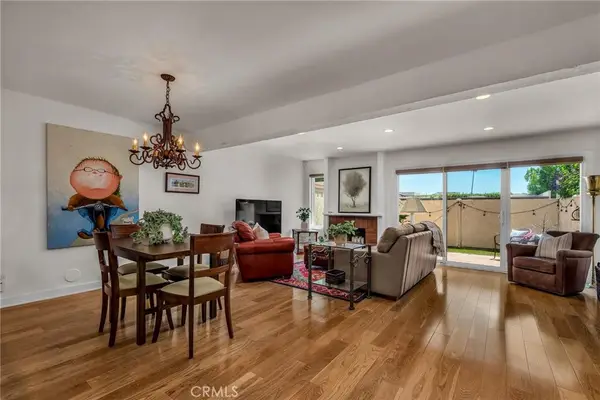 21555 Burbank Boulevard #47, Woodland Hills, CA 91367
