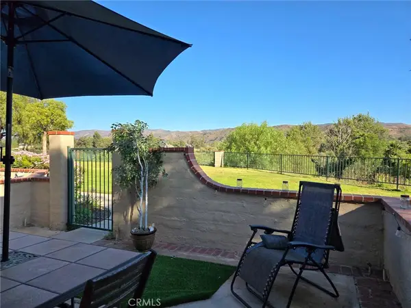 236 Country Club Drive #B, Simi Valley, CA 93065