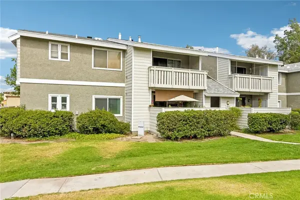 27612 Susan Beth Way #C, Saugus, CA 91350