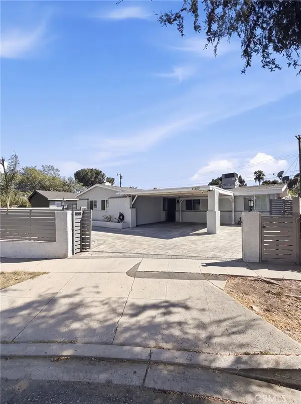 11863 Phillippi Avenue, Pacoima, CA 91331