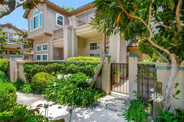 618 Warwick Avenue, Thousand Oaks, CA 91360