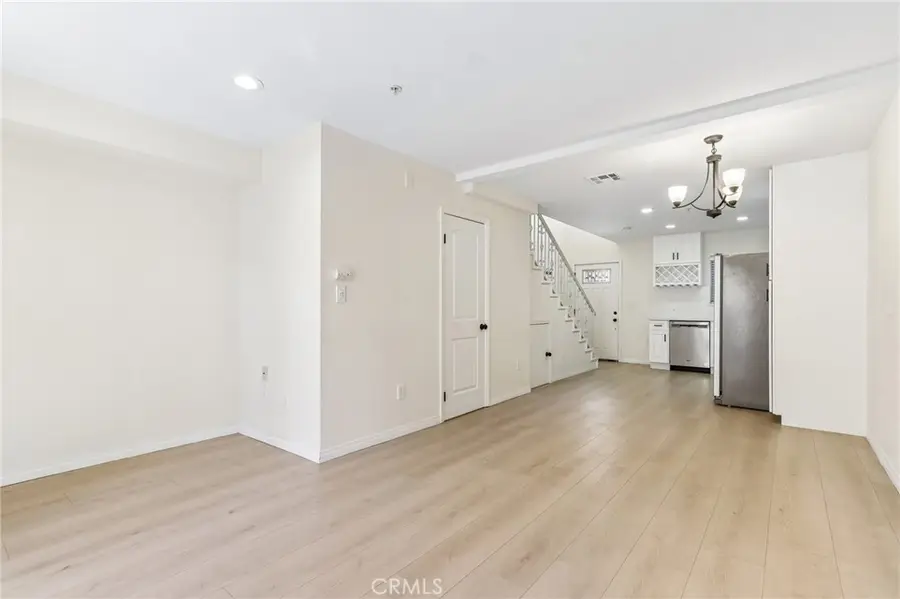 14618 Gilmore Street #16, Van Nuys, CA 91411 - #3