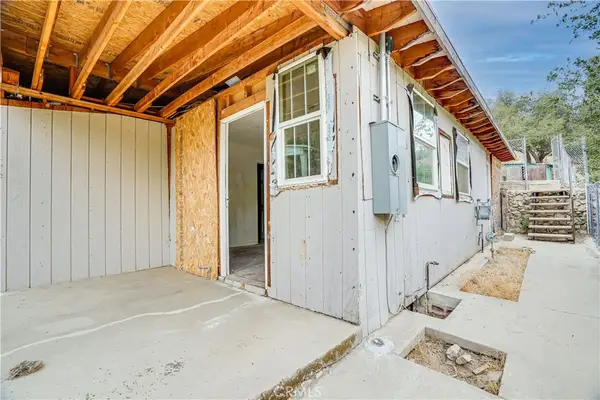 12055 Kagel Canyon, Sylmar, CA 91342