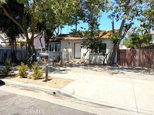 15741 Wyandotte Street, Van Nuys, CA 91406