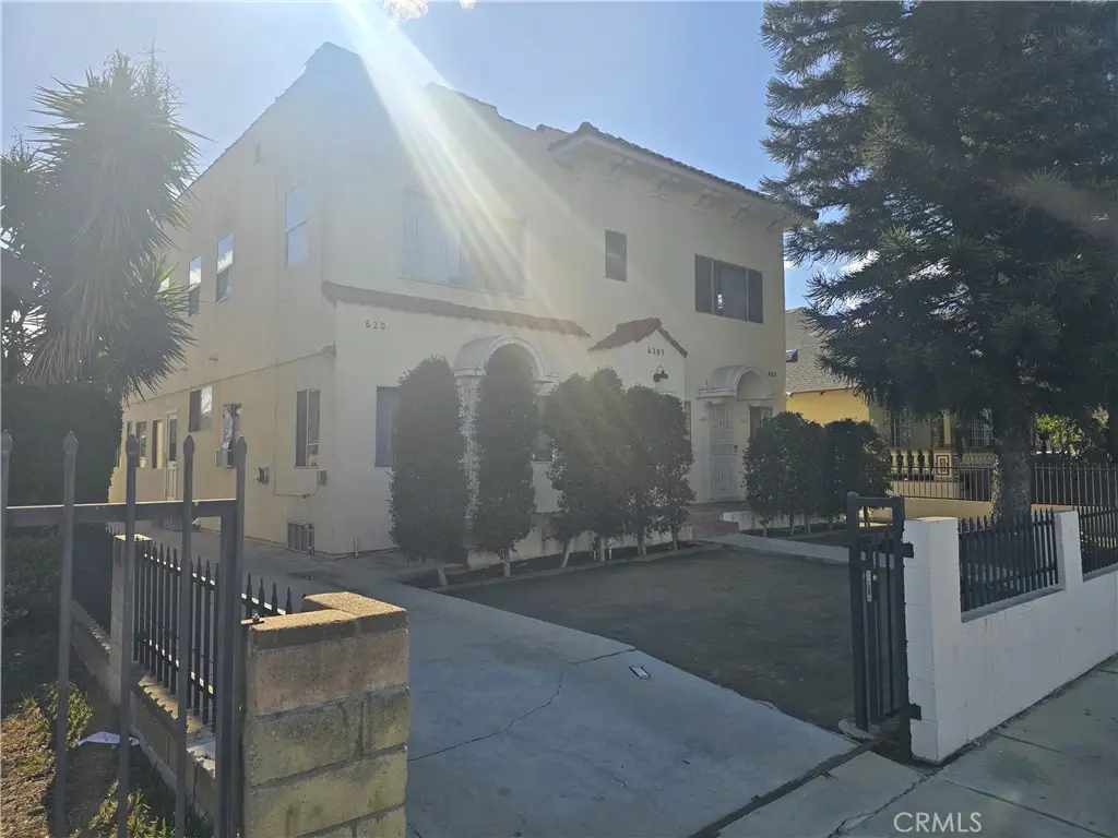 620 W 41st, Los Angeles, CA 90037 - #1