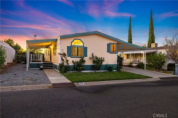 40701 W Rancho Vista Boulevard #33, Palmdale, CA 93551