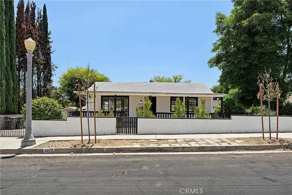2538 Woodlyn Road, Pasadena, CA 91107