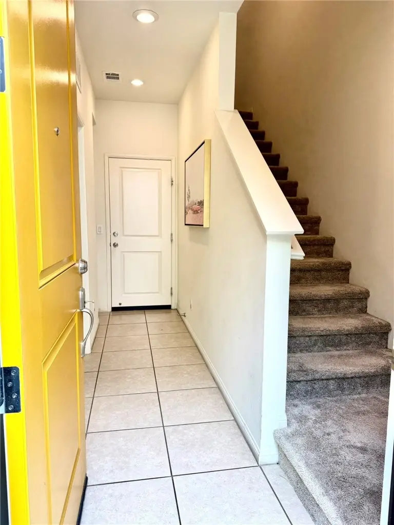 18449 W Mural, Northridge, CA 91325 - #2