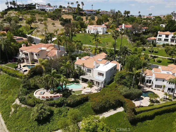 24142 Park Riviera, Calabasas, CA 91302