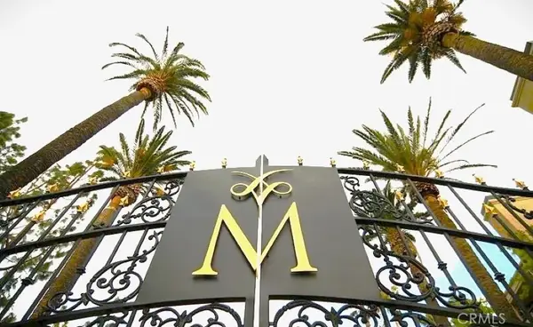 5520 Owensmouth #311, Woodland Hills, CA 91367