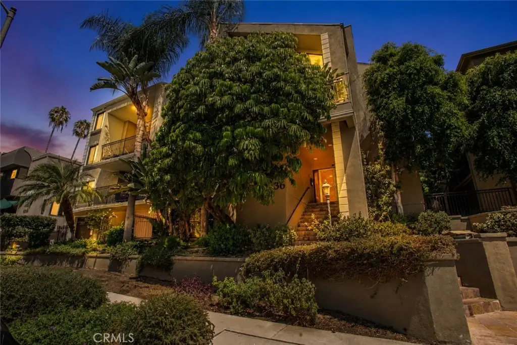 4536 Colbath Avenue #102, Sherman Oaks, CA 91423 - #1
