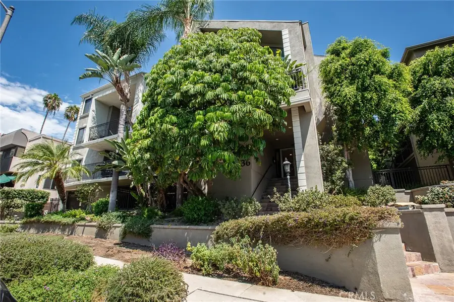4536 Colbath Avenue #102, Sherman Oaks, CA 91423 - #2