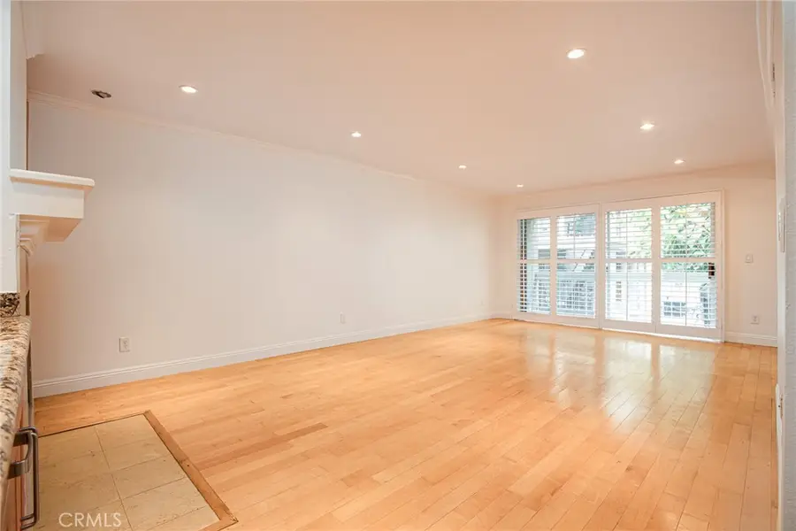 4536 Colbath Avenue #102, Sherman Oaks, CA 91423 - #3