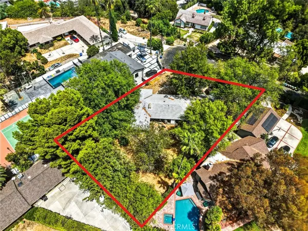6041 Penfield, Woodland Hills, CA 91367