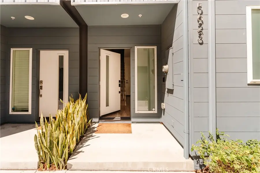 5623 N Bella Blanco, North Hollywood, CA 91601 - #3