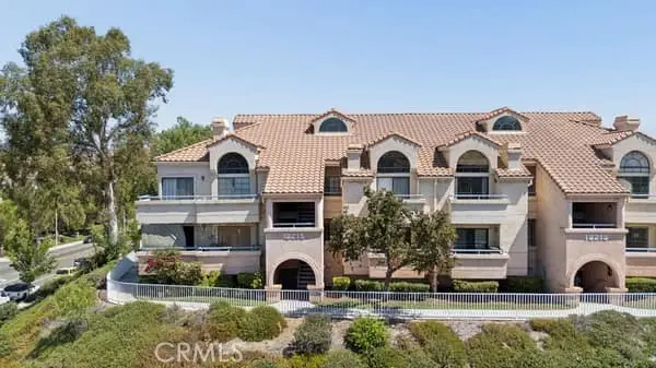 18215 Flynn #124, Canyon Country, CA 91387