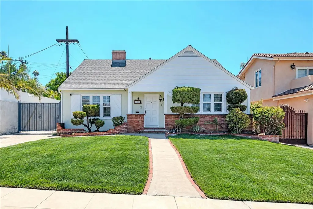 1554 Raymond Avenue, Glendale, CA 91201 - #1