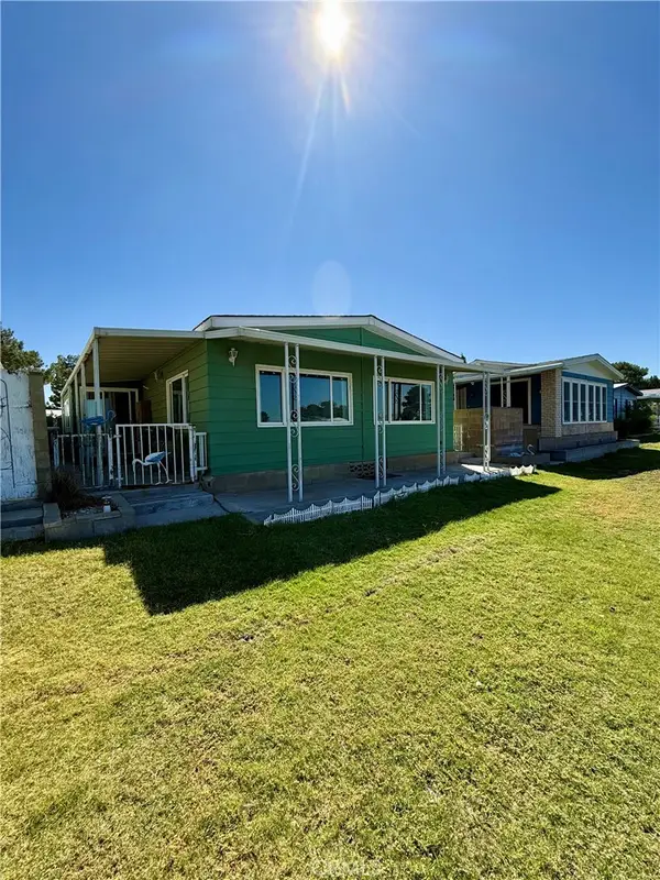 48303 20th W #30, Lancaster, CA 93534