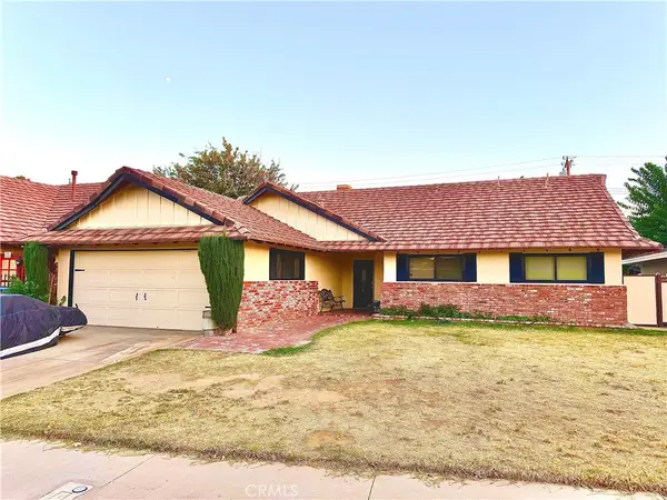 1524 W Kildare, Lancaster, CA 93534