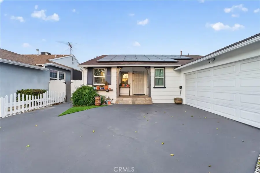 7350 Donna, Reseda, CA 91335 - #3