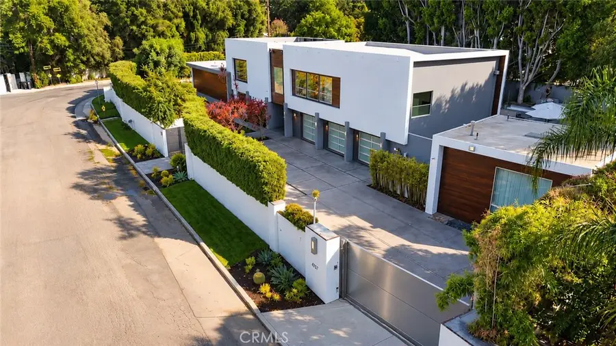 4757 White Oak Avenue, Encino, CA 91316 - #2