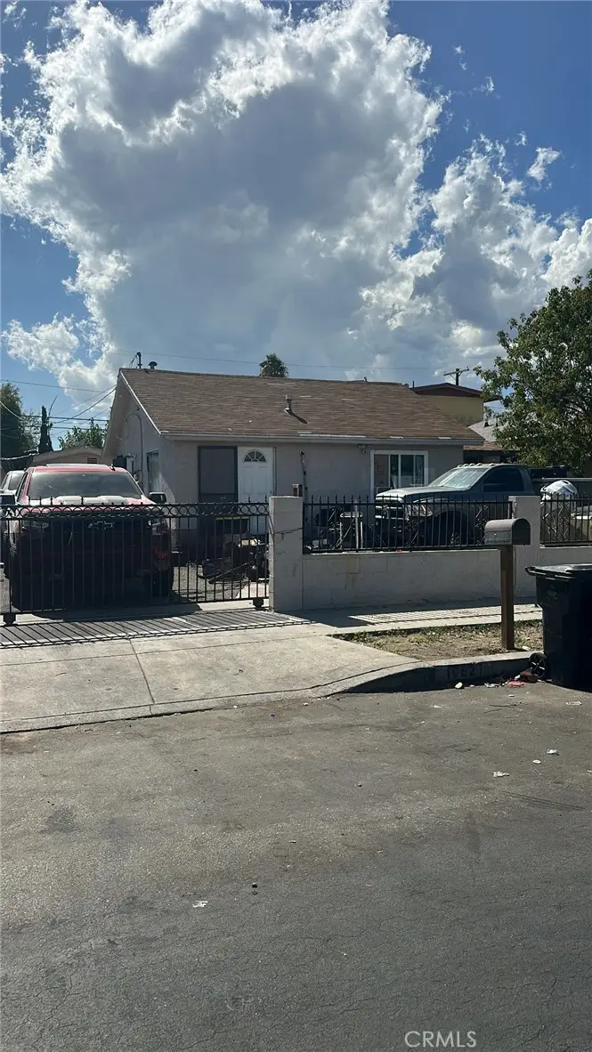 10627 Ilex, Pacoima, CA 91331 - #1