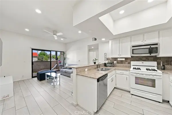 10943 Laurel Canyon Boulevard #B9, San Fernando, CA 91340