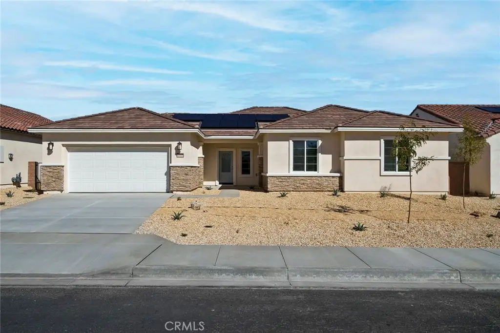 11184 Mesa Linda Street, Victorville, CA 92392 - Image #1