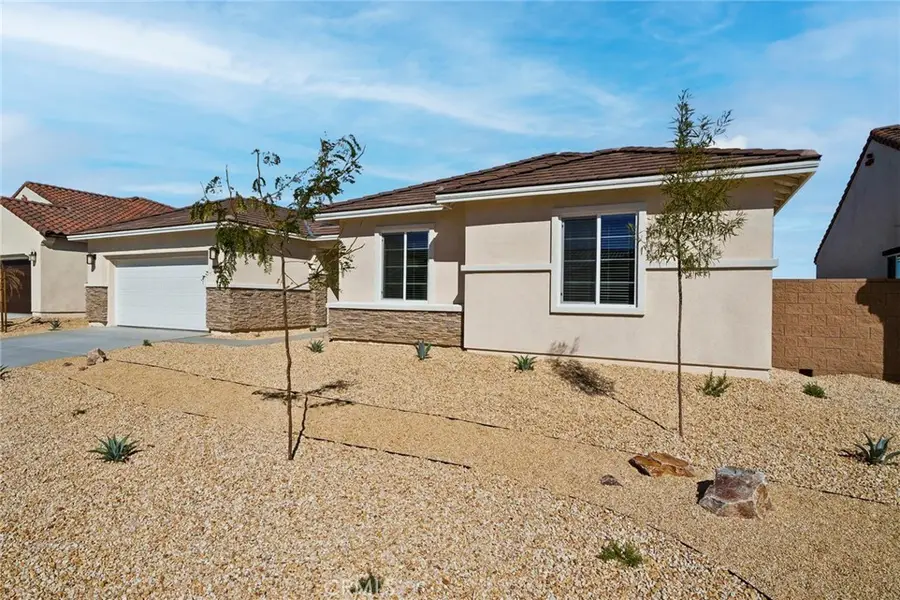 11184 Mesa Linda Street, Victorville, CA 92392 - Image #2