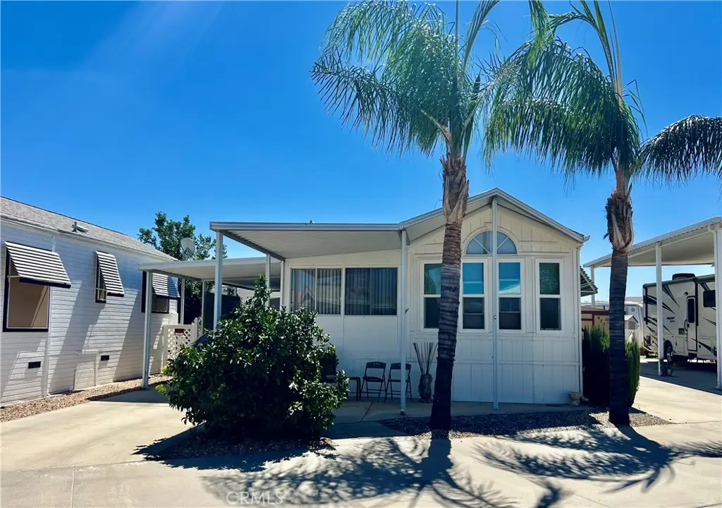 1295 S Cawston Avenue #422, Hemet, CA 92545 - Image #1