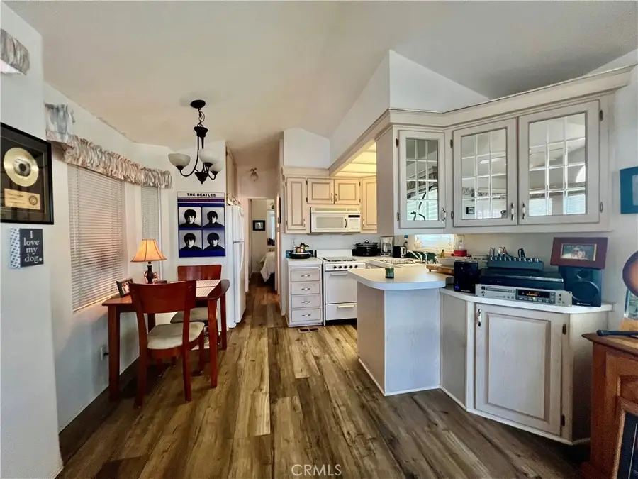 1295 S Cawston Avenue #422, Hemet, CA 92545 - Image #2