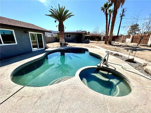 6698 Mesquite Drive, 29 Palms, CA 92277