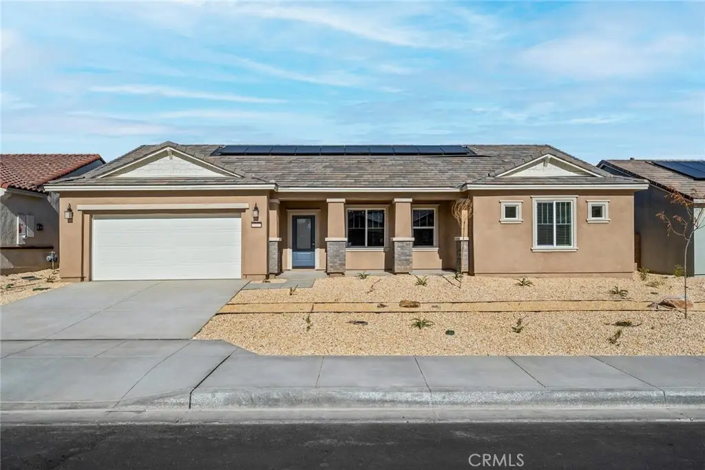 22832 Saddleback Avenue, Apple Valley, CA 92307 - Image #1