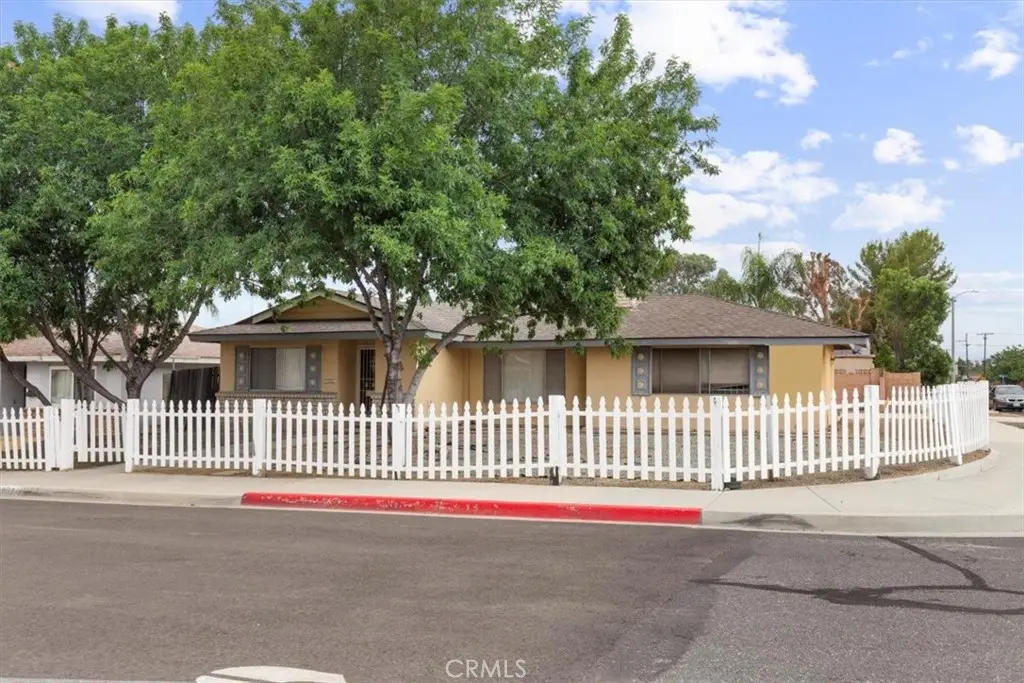 892 Margaret Avenue, Hemet, CA 92543 - Image #1