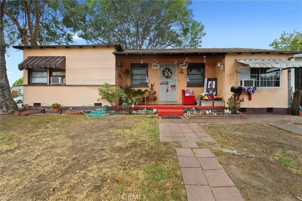 12323 Edgebrook Avenue, Lynwood, CA 90262 - Image #1