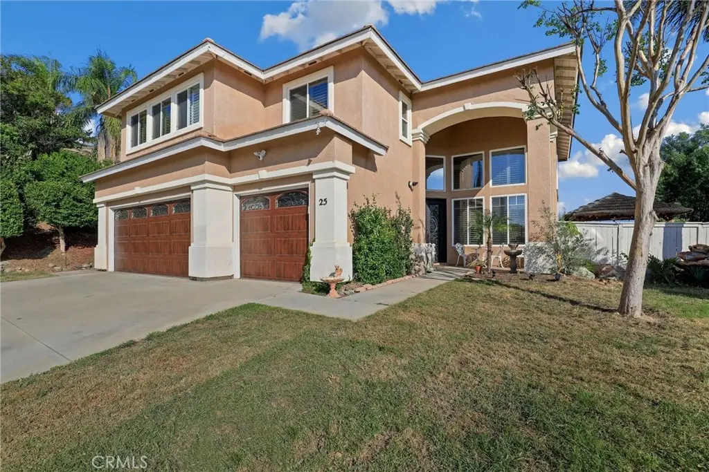 25 Corte Rivera, Lake Elsinore, CA 92532 - Image #1