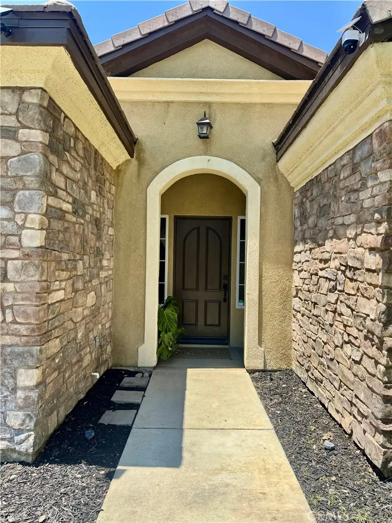 3884 Ash Street, Lake Elsinore, CA 92530 - Image #2