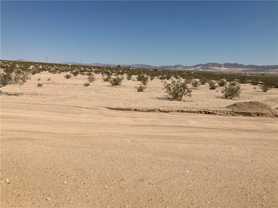 75 Meldora Avenue, Twentynine Palms Yucca Valley, CA 92277 - Image #3