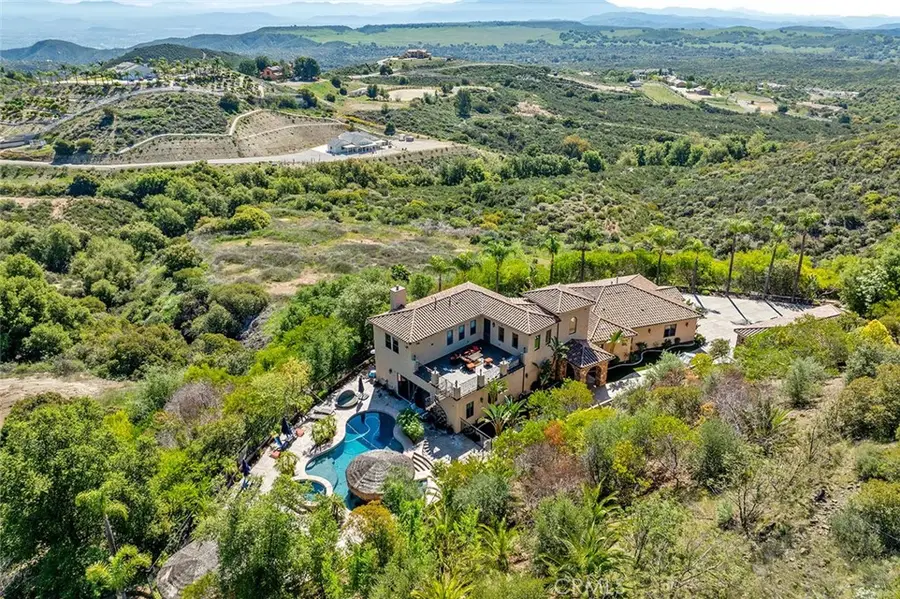 21128 Via Los Laureles, Murrieta, CA 92562 - Image #2