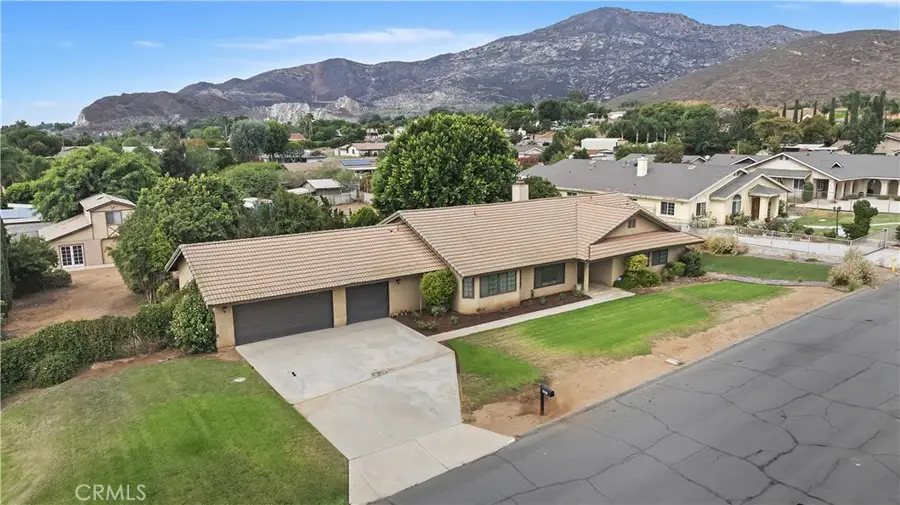 6884 Darlene Lane, Jurupa Valley, CA 92509 - Image #2