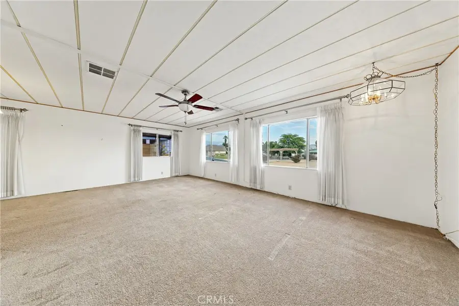 575 S Lyon Avenue #98, Hemet, CA 92543 - Image #3