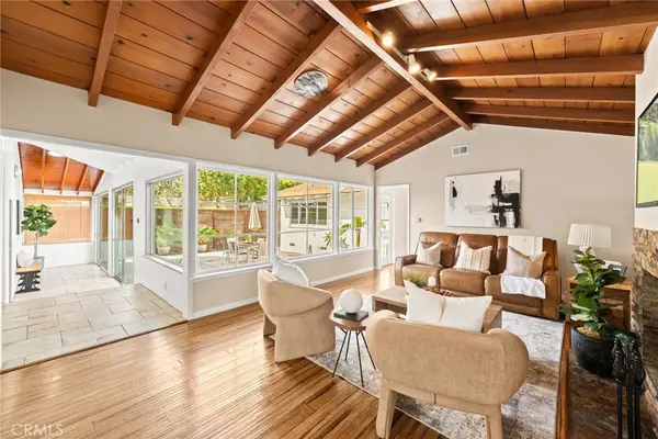 2689 Santa Ana Avenue, Costa Mesa, CA 92627