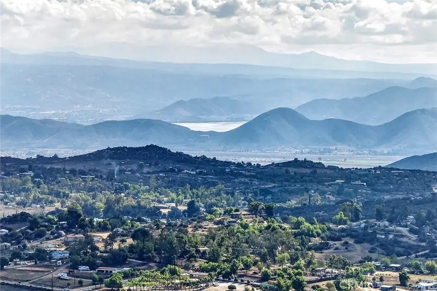 31960 Via Del Senor, Homeland, CA 92548 - Image #3