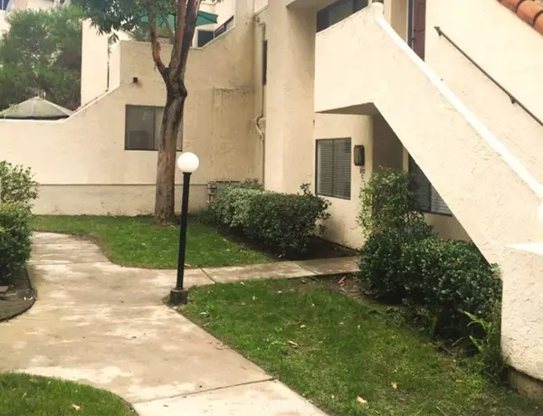 313 N Melrose, Vista, CA 92083