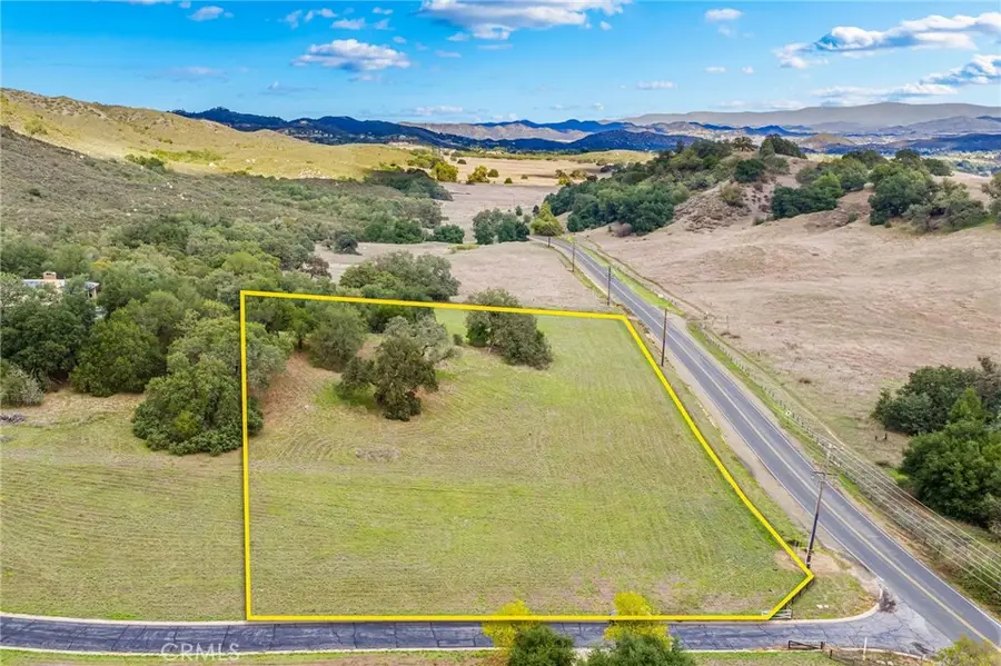 20750 Burl Oaks Court, Murrieta, CA 92562 - Image #2