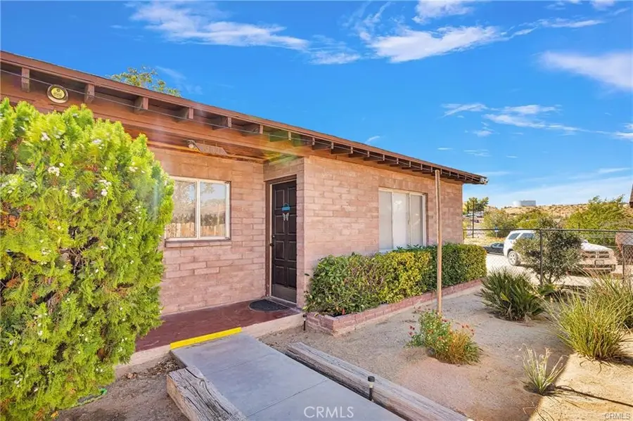 15521 4th, Victorville, CA 92395 - #3