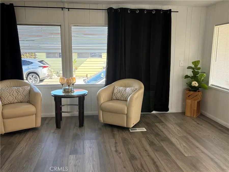 1895 W Devonshire Avenue #27, Hemet, CA 92545 - Image #3