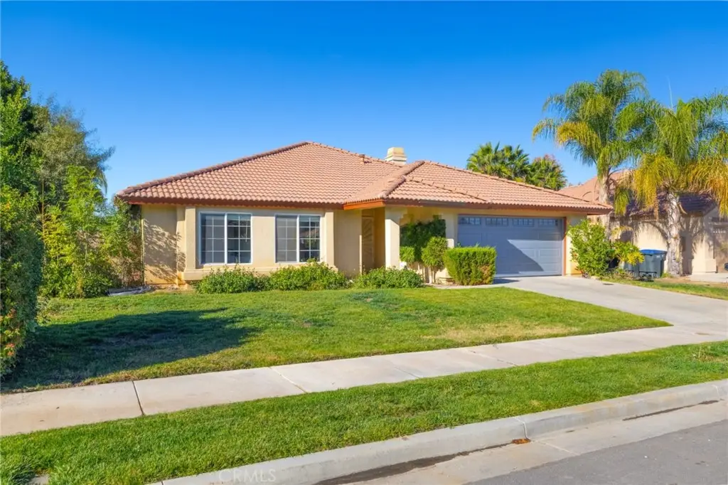 833 Empressa Court, Hemet, CA 92543 - Image #1