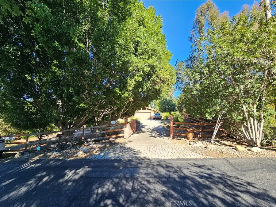 2248 Mil Sorpresas, Fallbrook, CA 92028 - Image #3